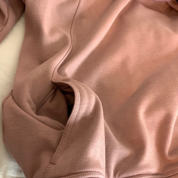 Sweaty Betty Tech Run Pleated Sweatshirt, S - Picture 8 of 9